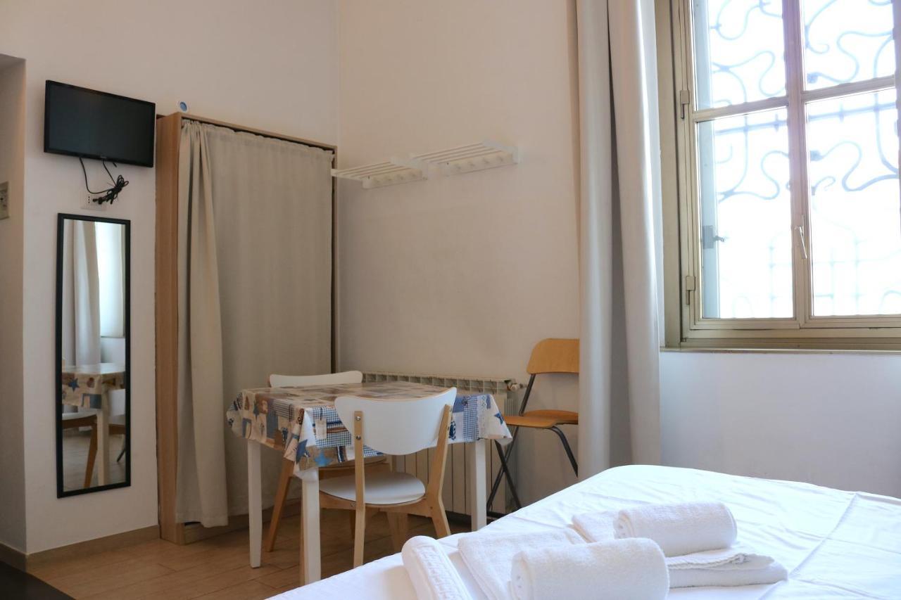 Le Residenze Della Poetessa Apartment คอร์ซิโก ภายนอก รูปภาพ
