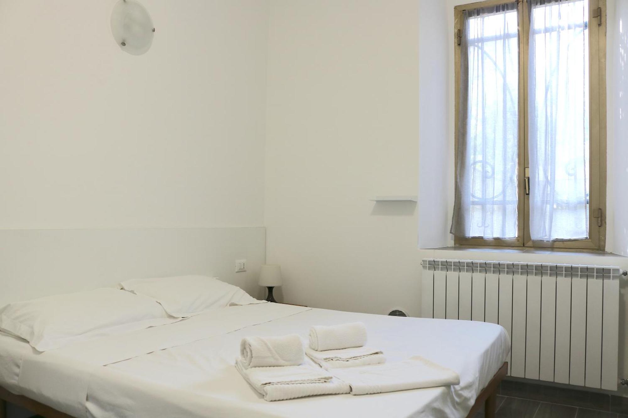 Le Residenze Della Poetessa Apartment คอร์ซิโก ภายนอก รูปภาพ