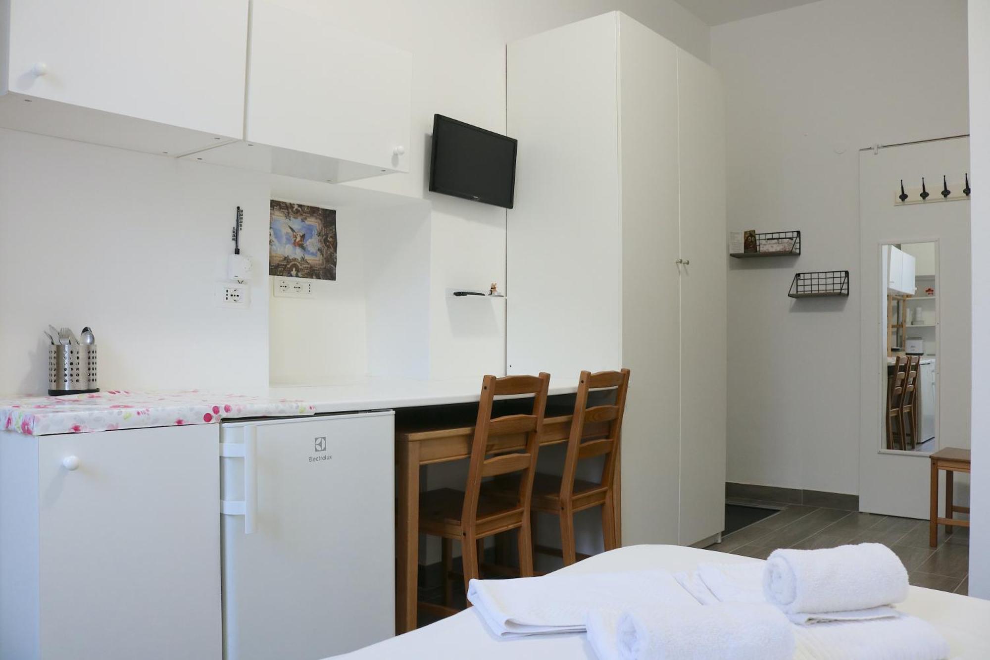 Le Residenze Della Poetessa Apartment คอร์ซิโก ภายนอก รูปภาพ